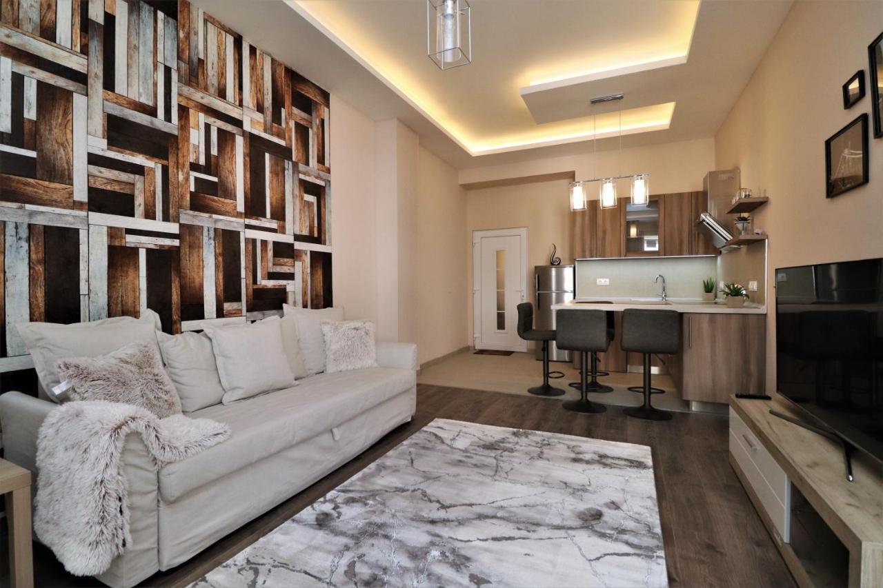 King Charles Residences Budapest Bagian luar foto