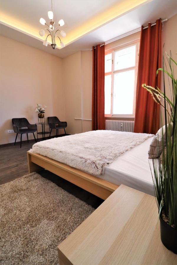 King Charles Residences Budapest Bagian luar foto